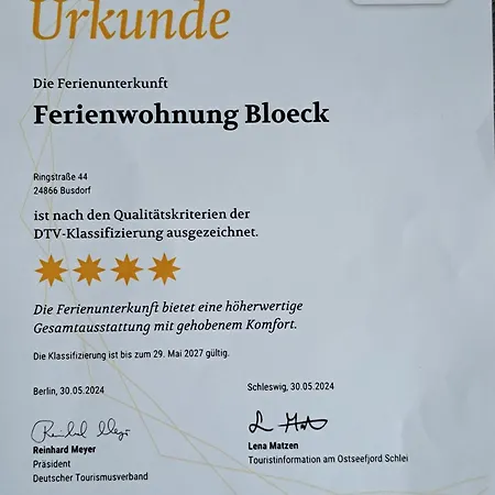Bloeck Apartament *